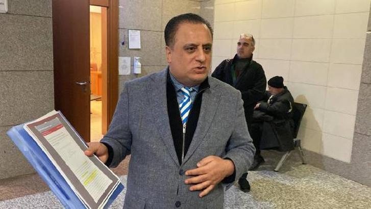 Ayna grubunun solisti Erhan Güleryüz ile mahkemelik olan Erol Köse hakim karşısına çıktı