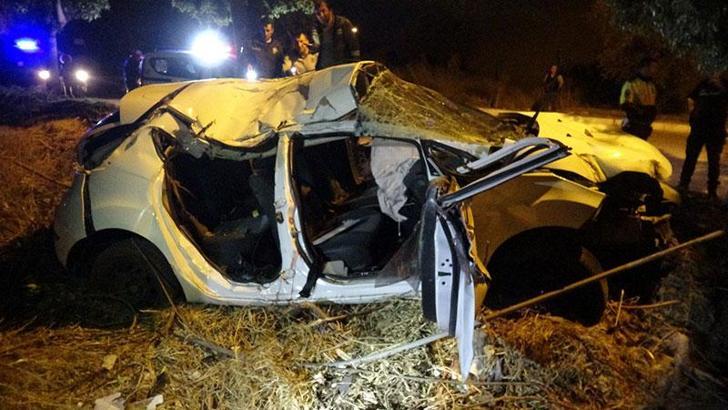 Ehliyetsiz genç sürücünün kullandığı otomobil takla attı: 1 ölü, 2 yaralı