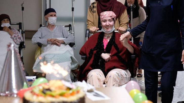 Herkesin umudunu kestiği Almina 'yeniden' doğdu