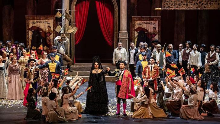 Carmen Operası İstanbul'da sahnelendi