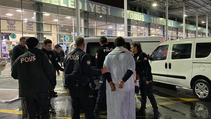 Terminaldeki şüpheli valizden kıyafet çıktı