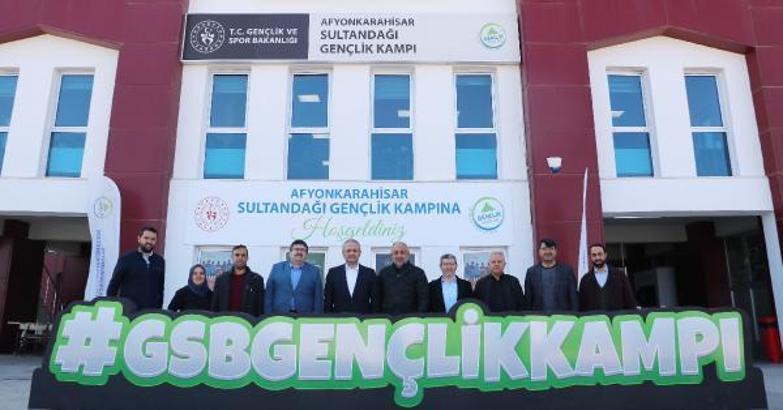 Hafızlar gençlik kampında eğlendi