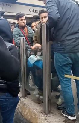 Tramvayda taciz iddiasına dayak