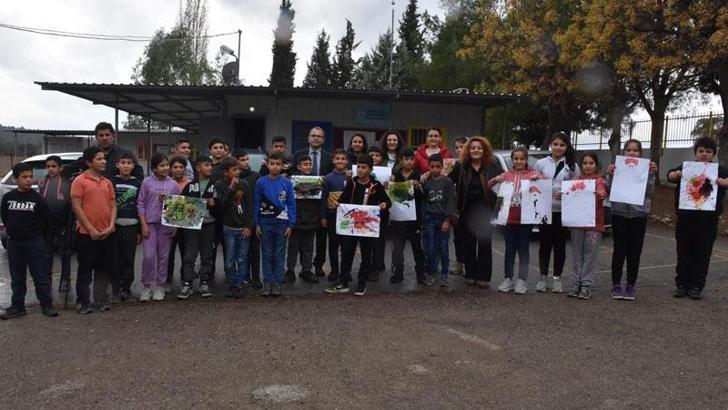 Öğretmenler 'konteyner okulda' atölyeye katıldı