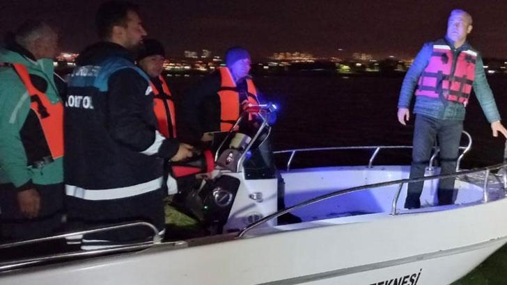 Yasa dışı avlanan balıklar, Mogan Gölü'ne geri bırakıldı