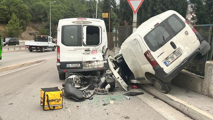 Maltepe'de takla atan aracın altında kalmaktan son anda kurtuldu