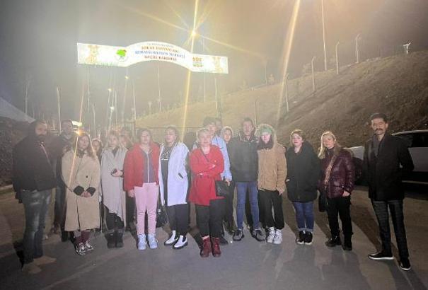 Mamak’ta köpeklere işkence iddiasıyla barınak önünde eylem yaptılar