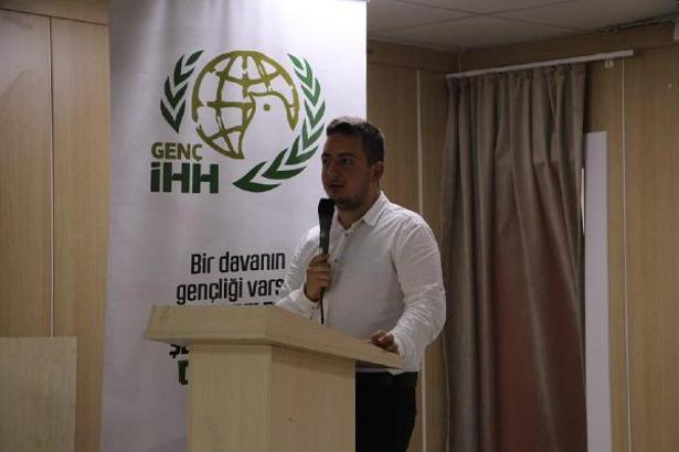 Bursa'da kazada ölen uçak mühendisi Tarık, mezarı başında anıldı