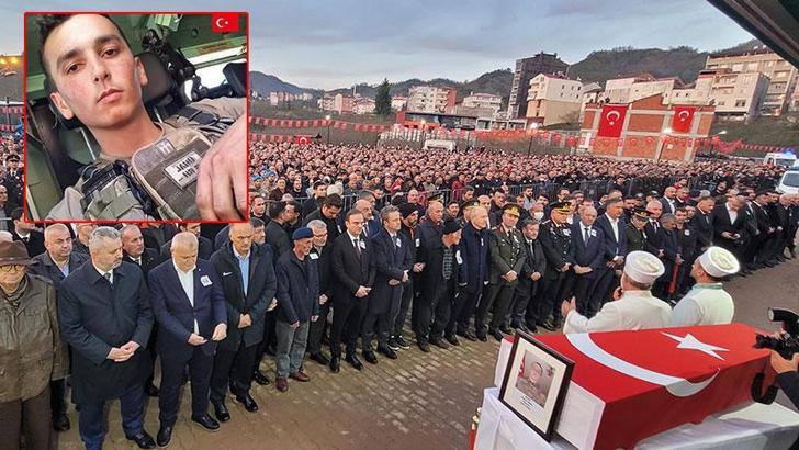 Şehit Piyade Sözleşmeli Er Ünal, son yolculuğuna uğurlandı