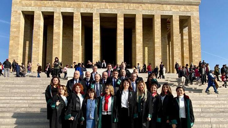 İstanbul Barosu'ndan Anıtkabir ziyareti