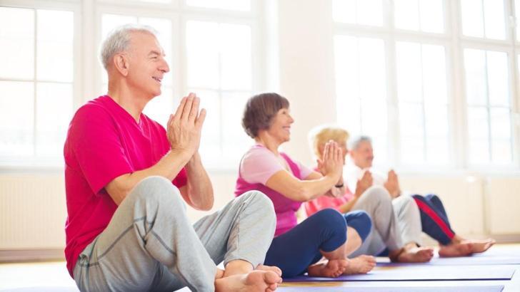 Sağlıklı yaş alma platformu, 50 yaş üstüne yaşam rehberliği sunuyor