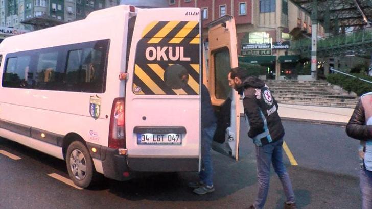Ataşehir'de ceza kesilen servis şoförü hakaretler etti