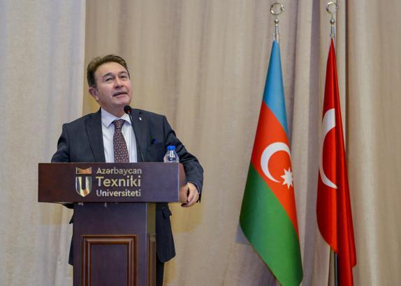 TEDÜ Rektörü Prof. Dr. Sabuncuoğlu, Azerbaycan’da 52 üniversite rektörüne konferans verdi