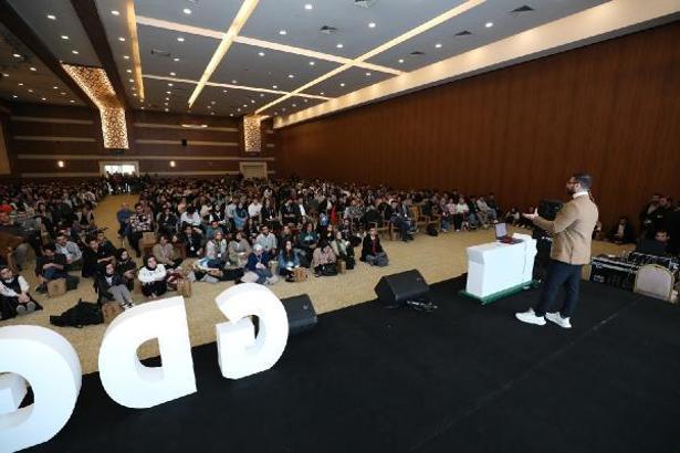 Yazılım etkinliği 'Devfest 2022' Konya’da gerçekleştirildi