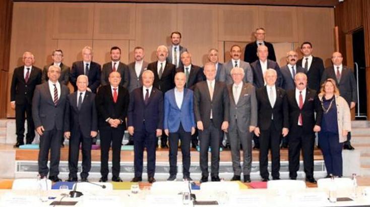 İş insanları Türk Siyaset Bilimcisi Prof. Dr. Naci Bostancı'nın toplantısında buluştu