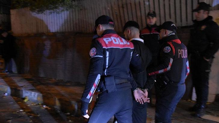 Denetimde kırmızı reçeteli hapla yakalandı