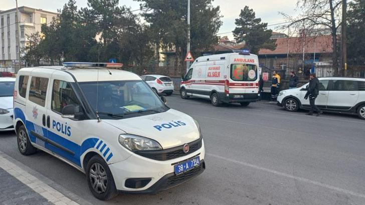 Kayseri'de 5 öğrenci, yedikleri kek sonrası hastanelik oldu