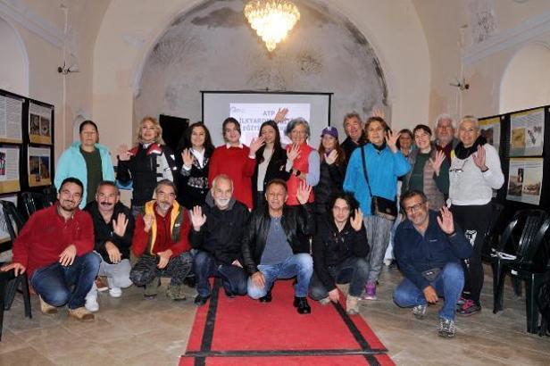 Tarihi kilisede ilk yardım eğitimi