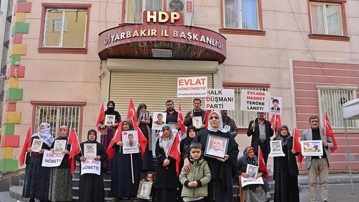 Diyarbakır'daki evlat nöbetinde aile sayısı 338 oldu