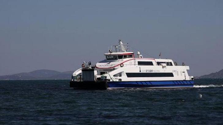 İzmir'de vapur seferleri yeniden başladı