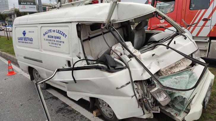 Başakşehir'de kaza; biri ağır 2 yaralı