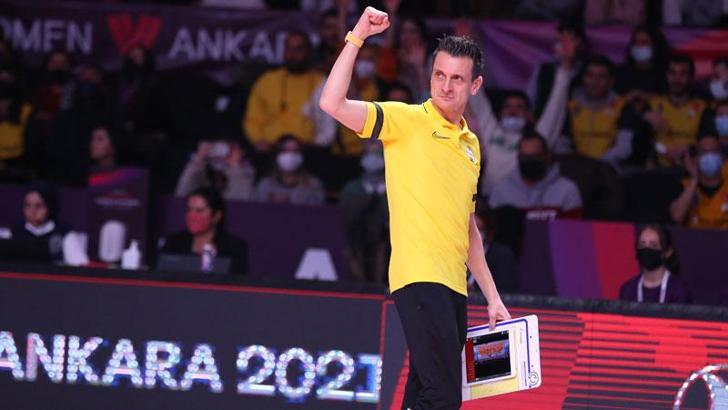 Giovanni Guidetti 3 yıl daha VakıfBank’ta