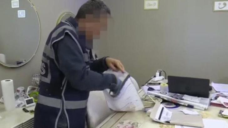 İzmir merkezli 14 ilde eş zamanlı operasyon