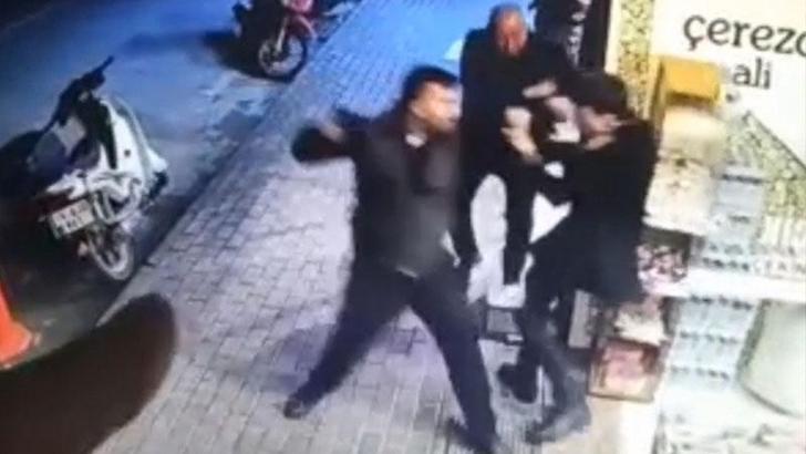 Kafede kendisine baktı, diye silah kabzasıyla başından yaralamış