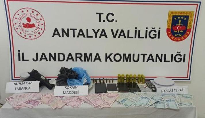 Alanya'da uyuşturucu operasyonu: 7 gözaltı
