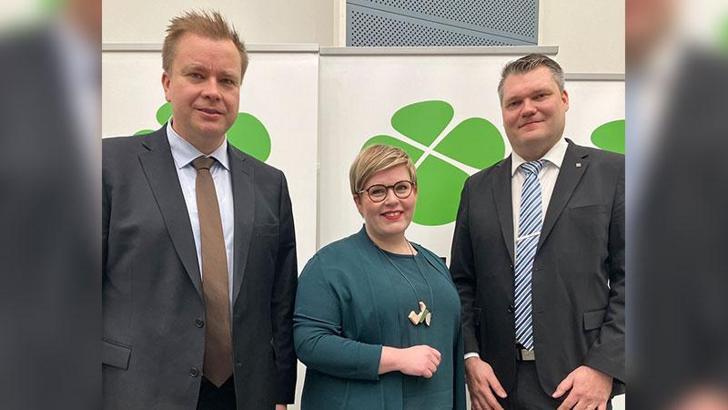 Finlandiya Savunma Bakanı babalık iznindeyken yerine Mikko Savola bakacak