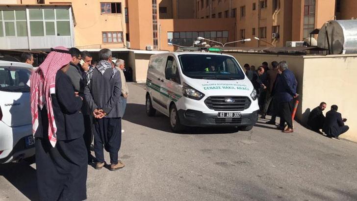 Şanlıurfa’da, kazada ölen göçmenlerin cenazeleri yakınlarına teslim ediliyor