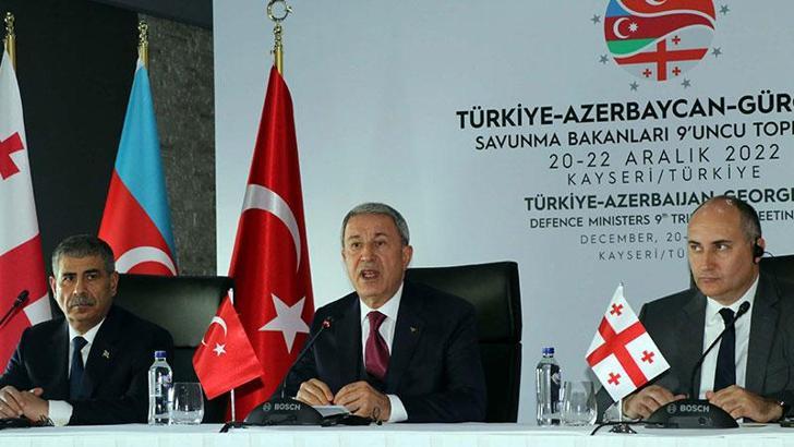 Bakan Akar: Ermenistan ateşkes ihlallerinden kaçınırsa barış ve istikrarın bir parçası olabilir