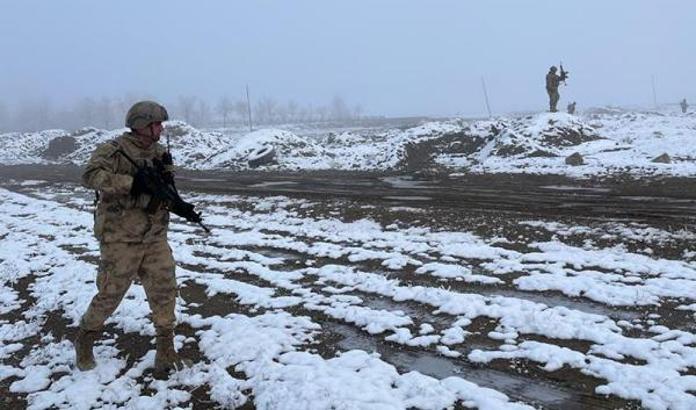 Kayıp Alzheimer hastası kadını komandolar da arıyor