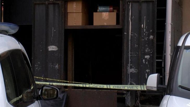 Güngören'de kafasına yük asansörü çarpan işçi öldü