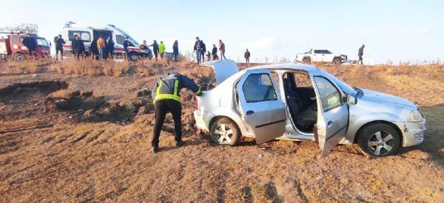 Van'da iki otomobil çarpıştı: 7 yaralı