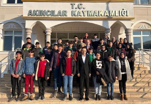 Akıncılar'da öğrenciler için 'Erişilebilir Devlet' projesi