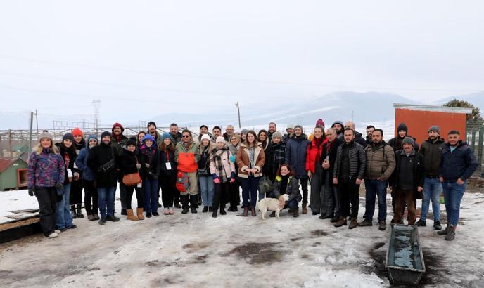 Mama Ekspresi projesi ile Doğu’daki hayvanlara 40,6 ton mama ulaştırıldı