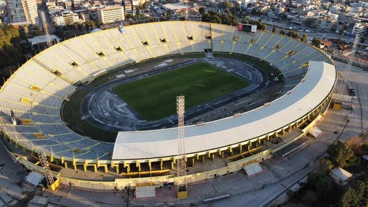 İzmir'in emektar stadı amatörlere emanet