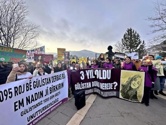 3 yıldır kayıp Gülistan'ın ablası: Kızımızı karanlıkta bıraktılar (2)