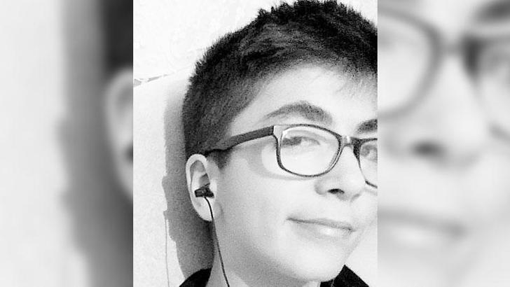 Halı saha maçı sonrası yolun karşısına geçerken otomobilin çarptığı Melih, öldü