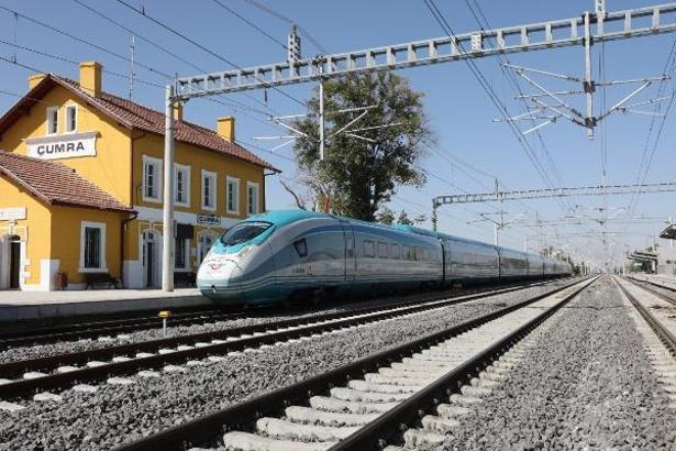 Bakan Karaismailoğlu: Karaman YHT parkurunda 1 milyonu aşkın yolcu seyahat etti