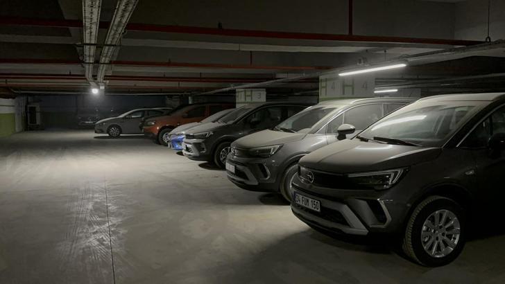 Büyük Çamlıca Camii otoparkında filo araç iddiası