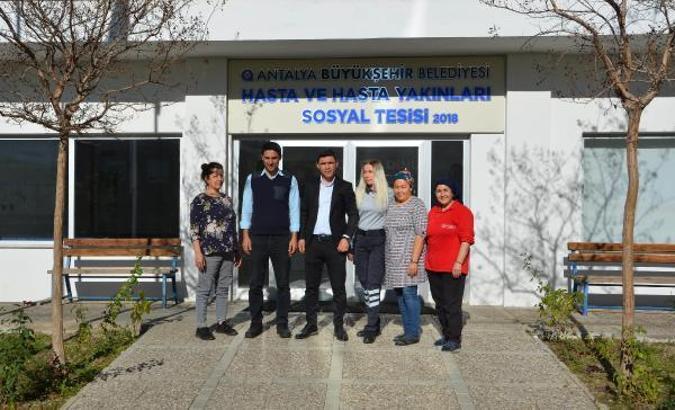 Büyükşehir, hasta ve hasta yakınlarını evinde hissettiriyor