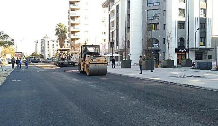 Bayraklı Adalet Mahallesi'nde asfaltlama çalışması tamamlandı