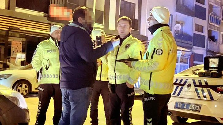 Alkollü olduğunu itiraf eden sürücüden polislere: Yarın akşam umreye gideceğim, bana bunu yapma