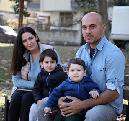 Ahıskalı müzisyenin 'ekmek teknem' dediği saksafonu çalındı