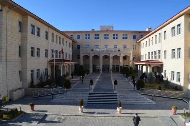 Reyhan'ın yangında ölümünde 2 şüpheli bu kez tutuklandı