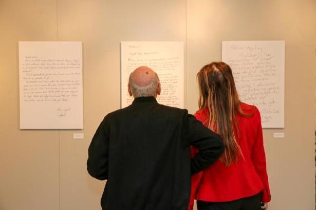 Bahçekapılı’nın koleksiyonundan Nâzım Hikmet’e mektuplar AKSM’de sergileniyor