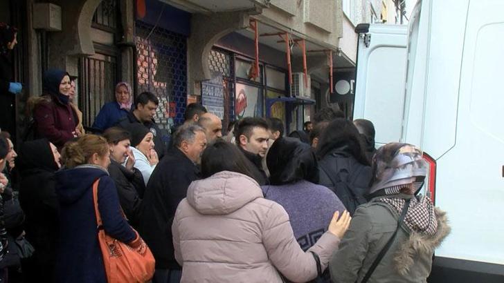 Küçükçekmece'de kadın evinde ölü bulundu