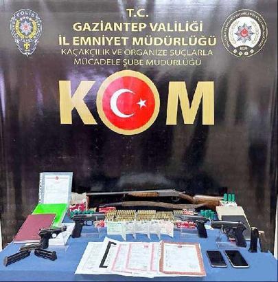 Gaziantep'te tefeci operasyonu: 3 gözaltı